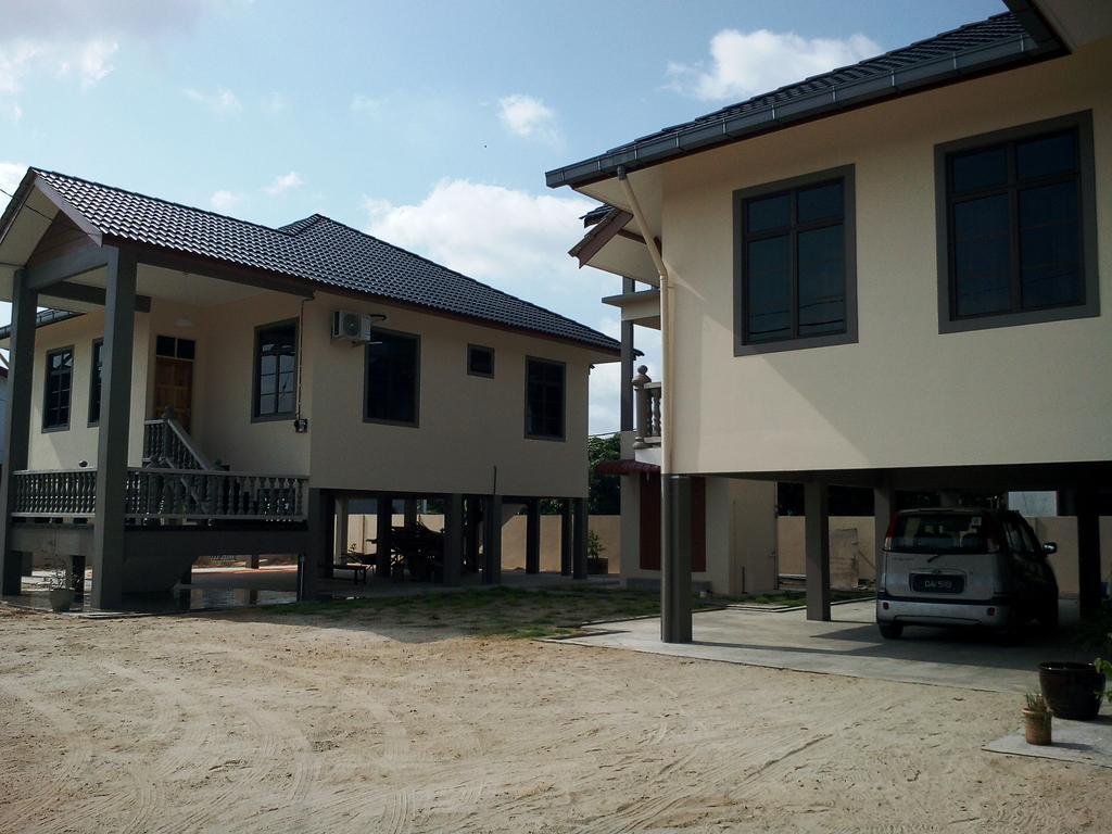 Teratak Tok Wan 1 And 2 Villa Kota Bharu Buitenkant foto